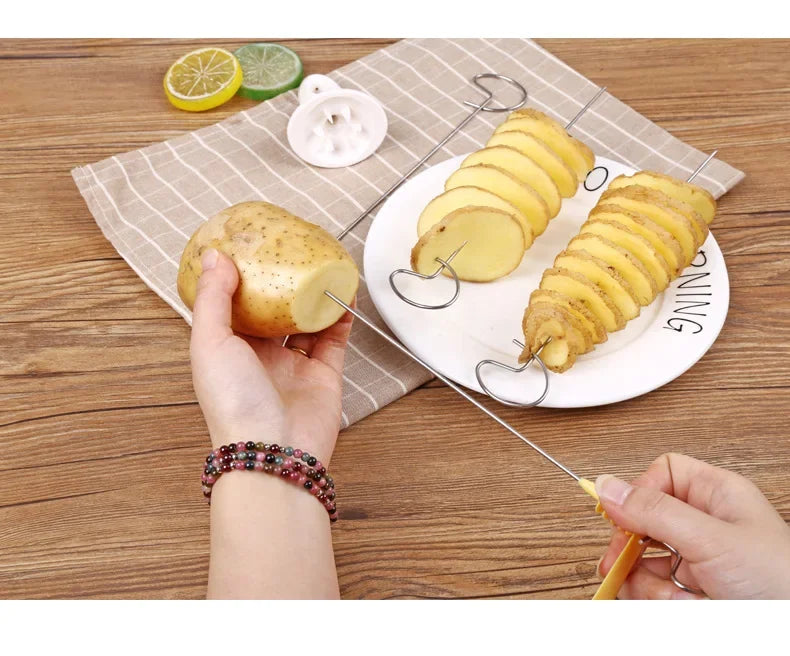 1Set Stainless Steel Twisted Potato Spiral Slice Plastic Rotate Potato Slicer Cutter Creative Vegetable Tool Kitchen Gadgets