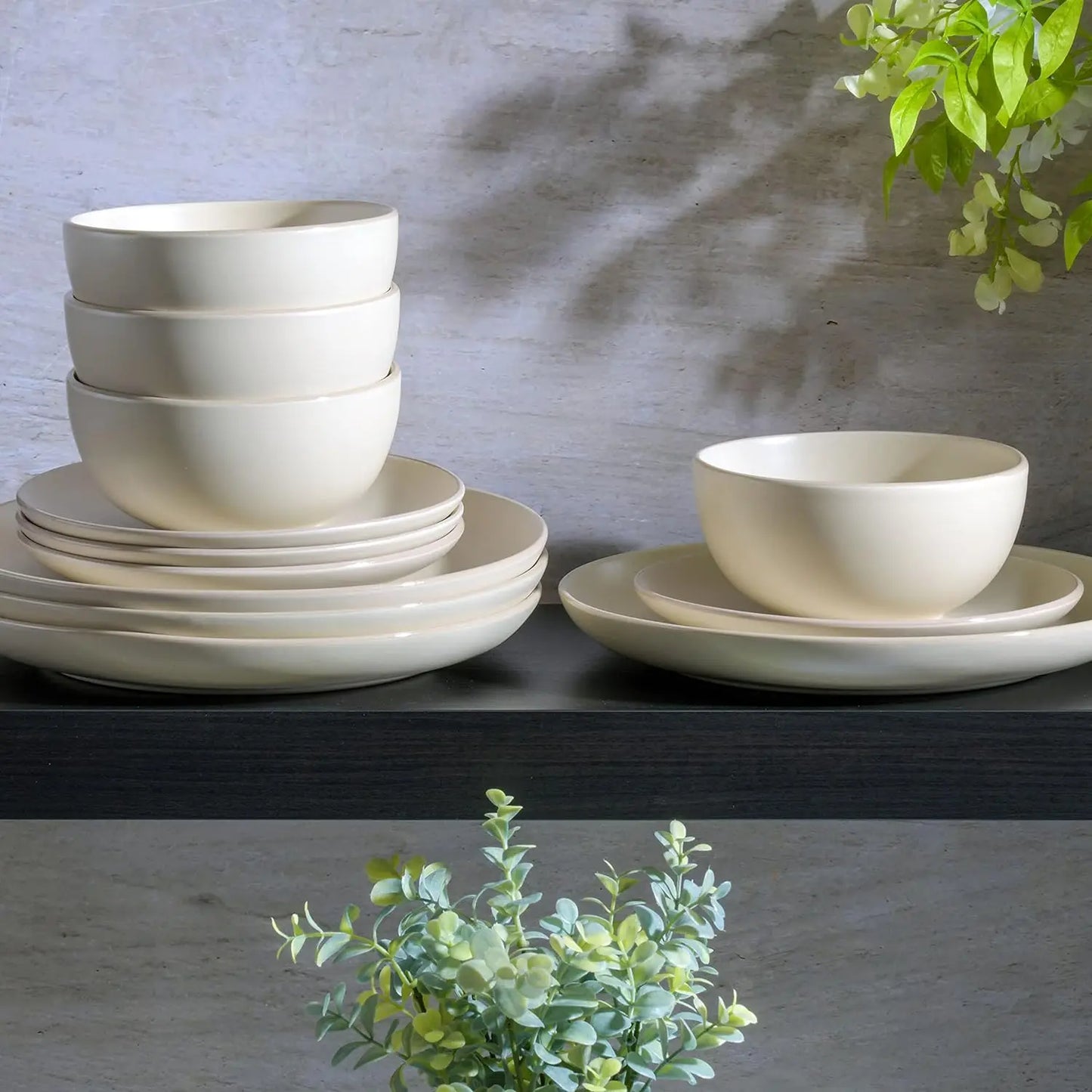 Rockaway Round Stoneware Dinnerware Set, Service for 4 (12pcs), Cream